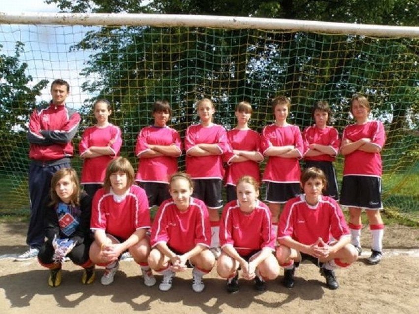 Kaliska Akademia Futbolu szuka dziewcząt, które chcą grać w piłkę nożną ZDJĘCIA