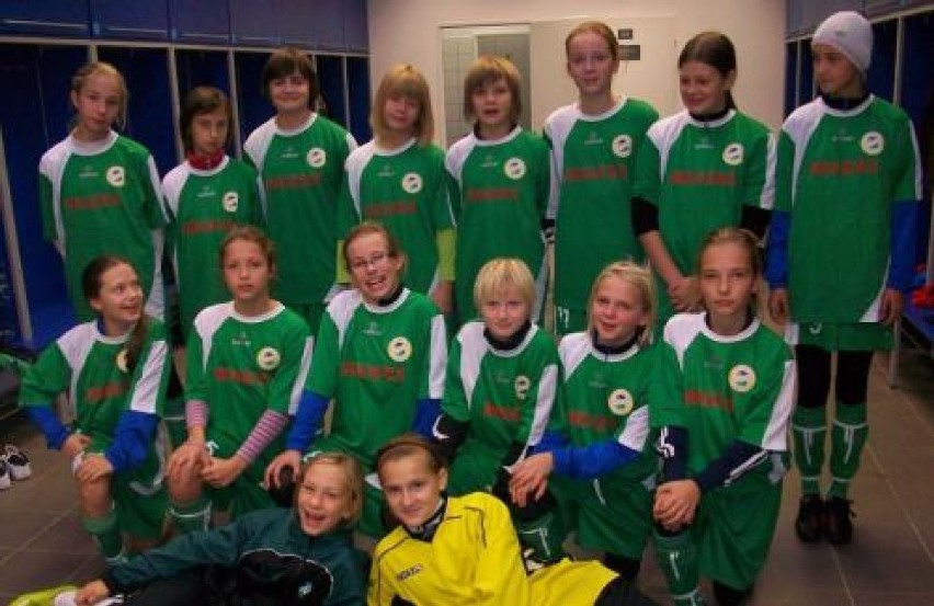 Kaliska Akademia Futbolu szuka dziewcząt, które chcą grać w piłkę nożną ZDJĘCIA