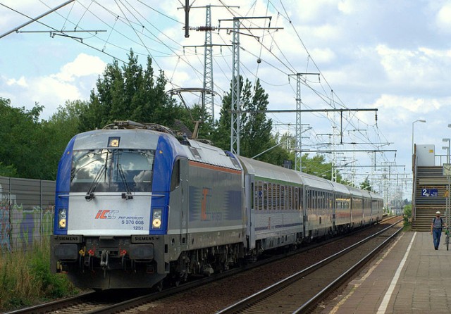 Pociąg Intercity &quot;Husarz&quot;