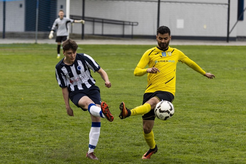 V liga, grupa zachodnia. Sensacja w 23. kolejce: Clepardia Kraków wygrała z liderem MKS Trzebinia. Zobaczcie zdjęcia 