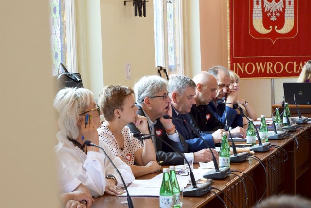 Radni podczas dzisiejszej sesji Rady Miejskiej Inowrocławia