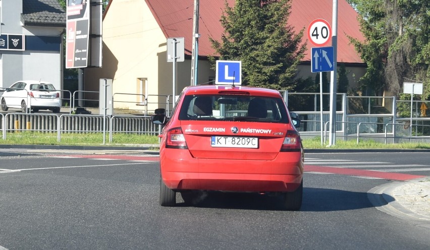 Dotąd po ulicach Tarnowa jeździły czerwone samochody...