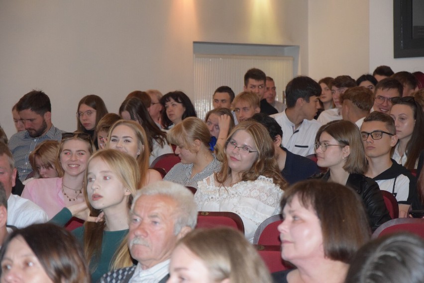 Gala finałowa w Teatrze Miejskim w Sieradzu. Konkurs...