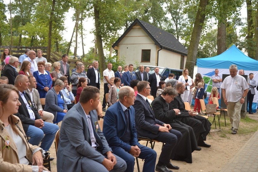 Mieszkańcy gminy Kikół podziękowali za plony. Zabawa podczas dożynek była przednia! [zdjęcia]