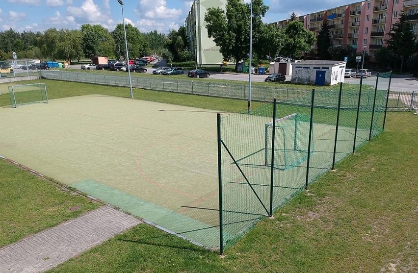 Kończy się remont boiska przy ulicy Tetmajera w Skierniewicach [ZDJĘCIA]