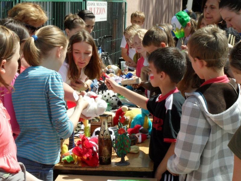 Festyny w Słupsku: Festyn rodzinny w szkole Podstawowej nr 7 [ZDJĘCIA+FILM]