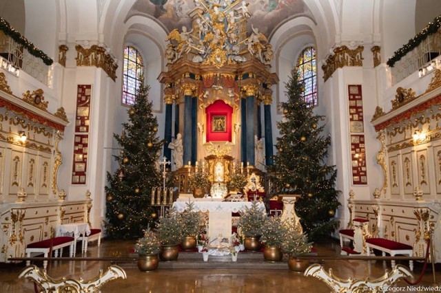 Sanktuarium Matki Bożej Cierpliwie Słuchającej w Rokitnie jest duchową stolicą diecezji zielonogórsko-gorzowskiej.