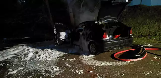 16 lutego strażacy interweniowali podczas pożaru samochodu osobowego w Żukowie.
