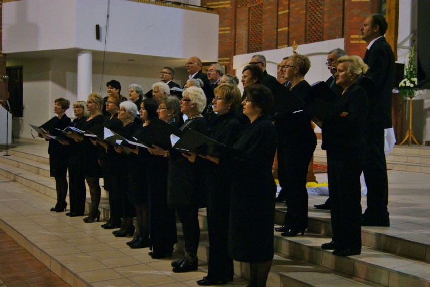 Koncert papieski w parafii Królowej Jadwigii