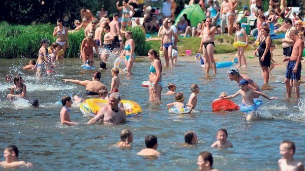 Dzieci do siódmego roku życia mogą przebywać nad wodą wyłącznie pod opieką osób pełnoletnich