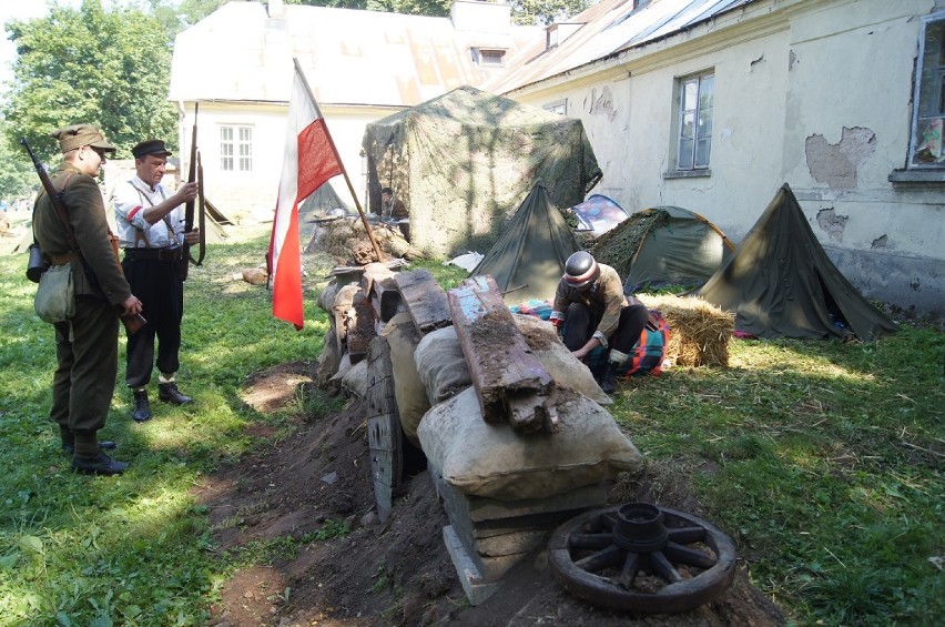 Trwa drugi dzień Odysei Historycznej w Leszczynku 