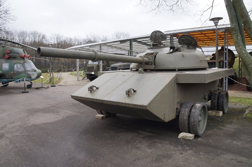 Trenażer czołgu T-72 w Muzeum Uzbrojenia