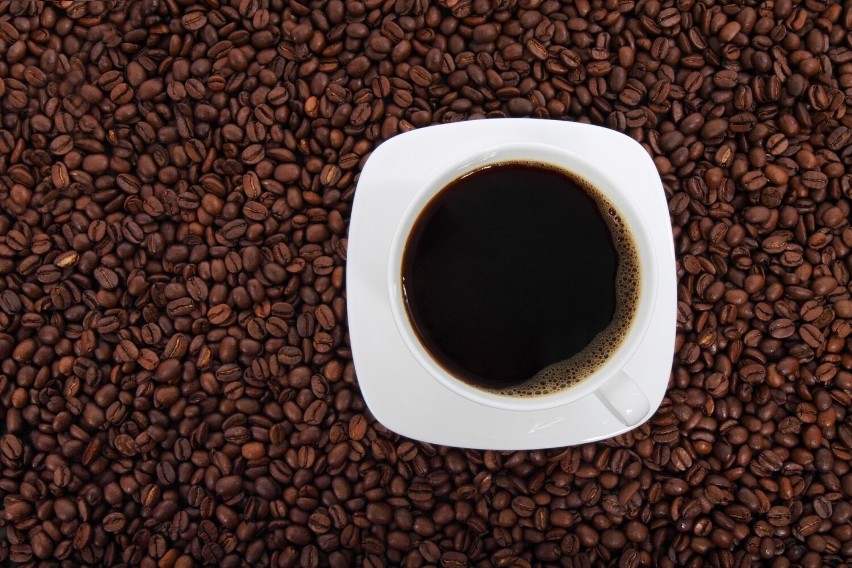 Dobra kawa wcale nie musi być czarna. Zwykle za mocnym...