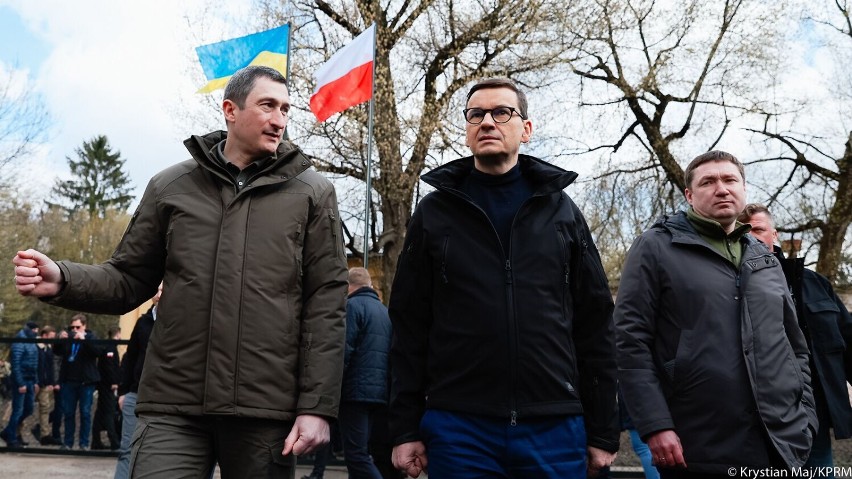 Premier Mateusz Morawiecki we Lwowie: Nie możemy zostawić naszych ukraińskich sąsiadów w osamotnieniu [WIDEO]