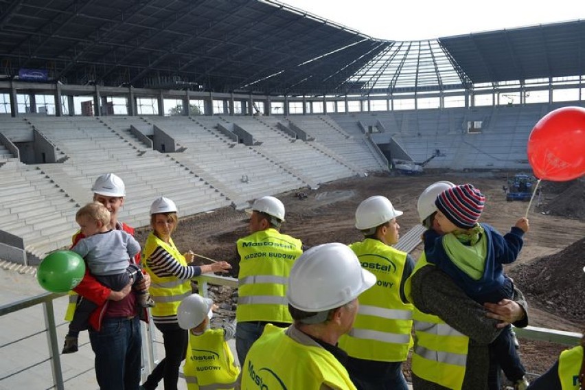Stadion GKS Tychy: Dziś miała miejsce prezentacja nowego stadionu. Robi wrażenie [ZDJĘCIA]