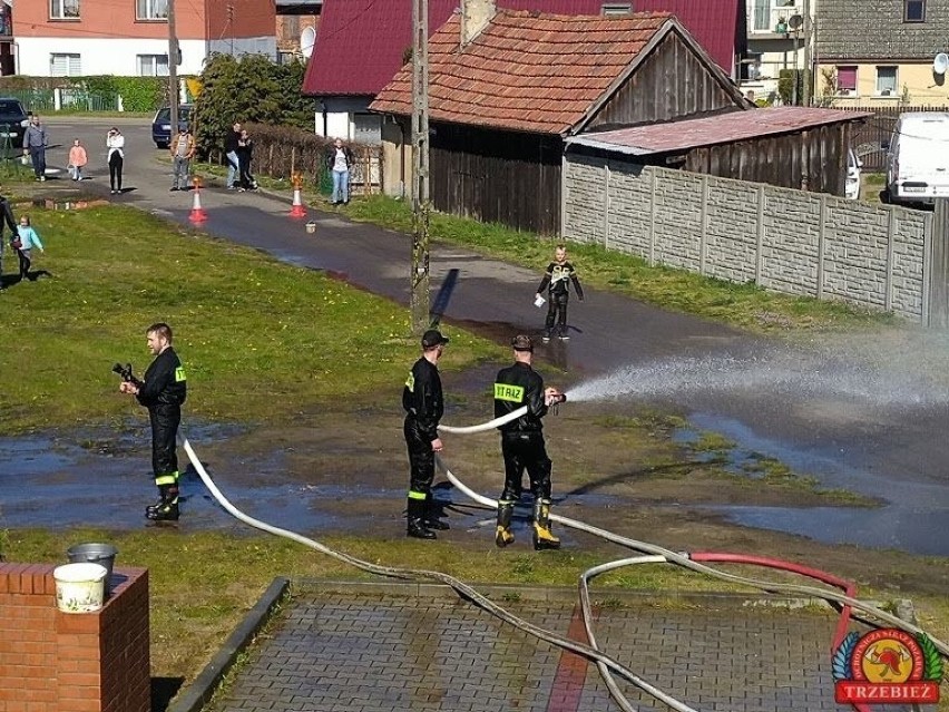 Zabierzcie ze sobą sikawki, pistolety na wodę, wiadra,...