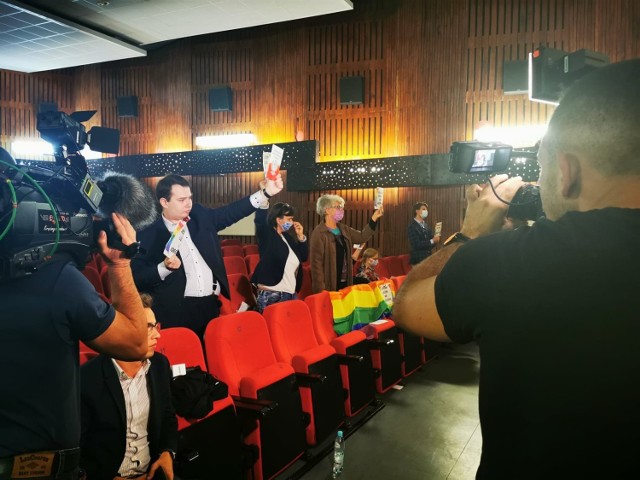 W ostatniej sesji Rady Miasta Kraśnik udział wzięli aktywiści LGBT