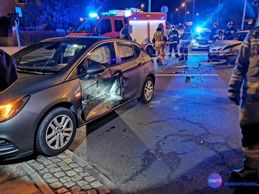 Wypadek na skrzyżowaniu Wiejska - Zgodna we Włocławku