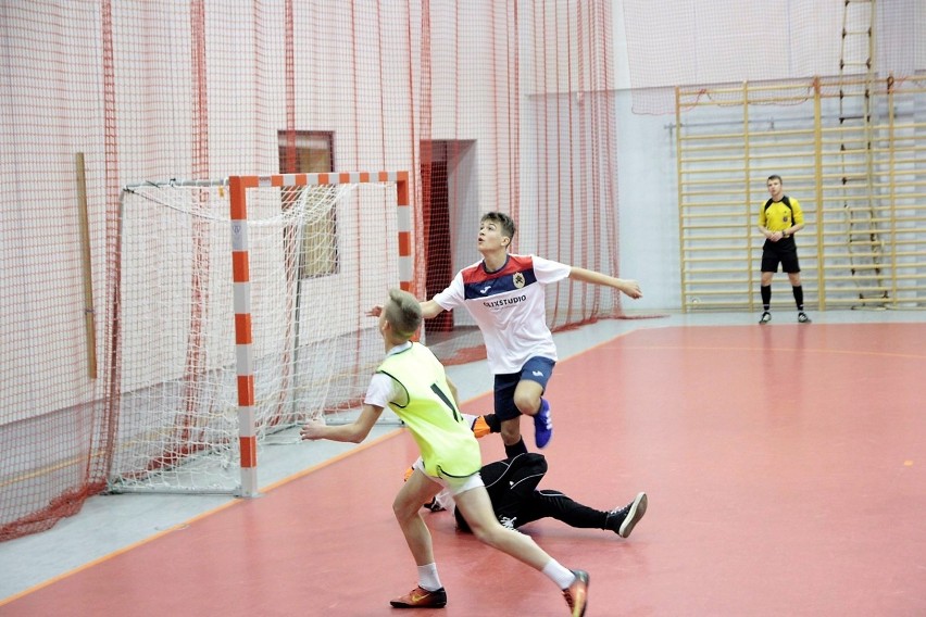 Poniedziałkowa Złotowska Liga Futsalu na hali Złotowianka