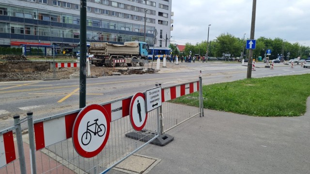 Z powodu budowy nowej linii tramwajowej na Krowodrzy Górce są ogromne utrudnienia.