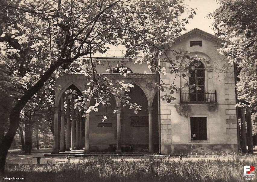 Muzeum Czartoryskich w Puławach. Unikatowe zdjęcia Domu Gotyckiego z XIX i XX wieku. Zobacz koniecznie