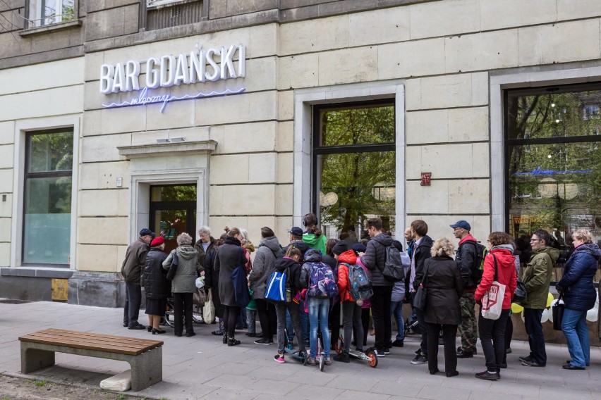 Bar Gdański powrócił! Byliśmy na otwarciu i sprawdziliśmy,...