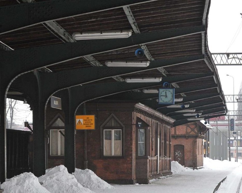 Malbork. Głośniki na dworcu kolejowym nie działają tak, jak trzeba? PKP nieco zdziwione, że są uwagi