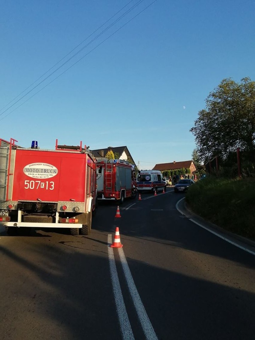 Wypadek w Niesułowicach. 29-latek wsiadł za kierownicę samochodu kompletnie pijany