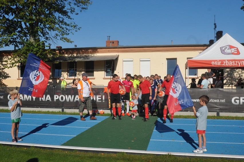 IV Liga piłki nożnej - Grupa Lubuska ZAP Syrena Zbąszynek - Formacja Port 2000 Mostki 2:1 (0:1)