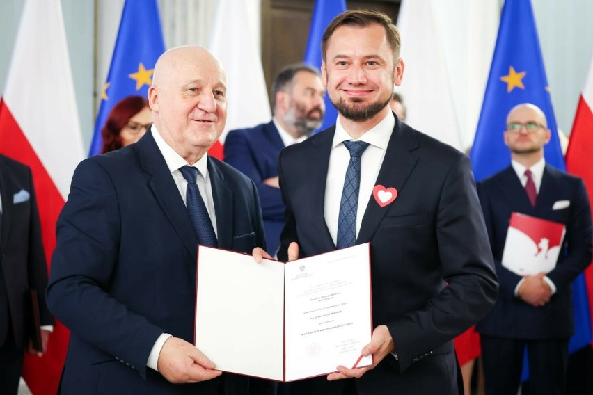 Aleksander Miszalski (z prawej) jest posłem na Sejm X...