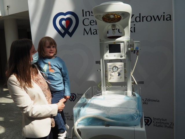 W całej Polsce znajdują się tylko cztery mobilne urządzenia do hipotermii leczniczej noworodków i około 40 stacjonarnych.