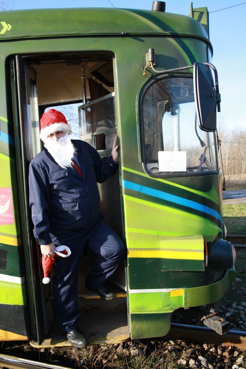 24 grudnia prawie 40 kierowców MPK Łódź prowadziło pojazdy w czapkach świętego mikołaja.