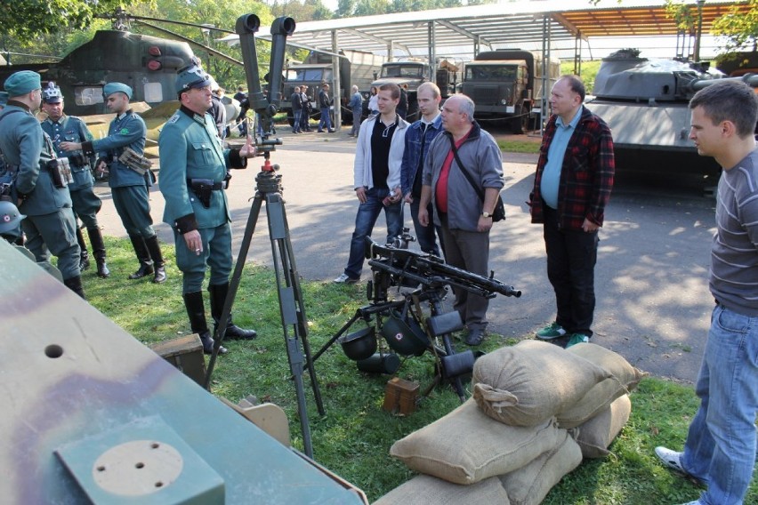 Muzeum Uzbrojenia: Piknik historyczny z bronią pancerną