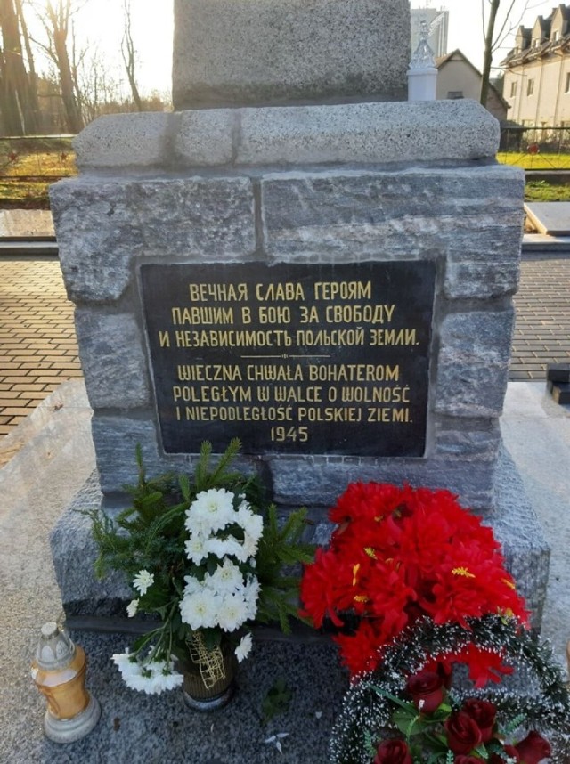 14 stycznia wieczorem doszło do dewastacji cmentarza żołnierzy radzieckich w Kartuzach.