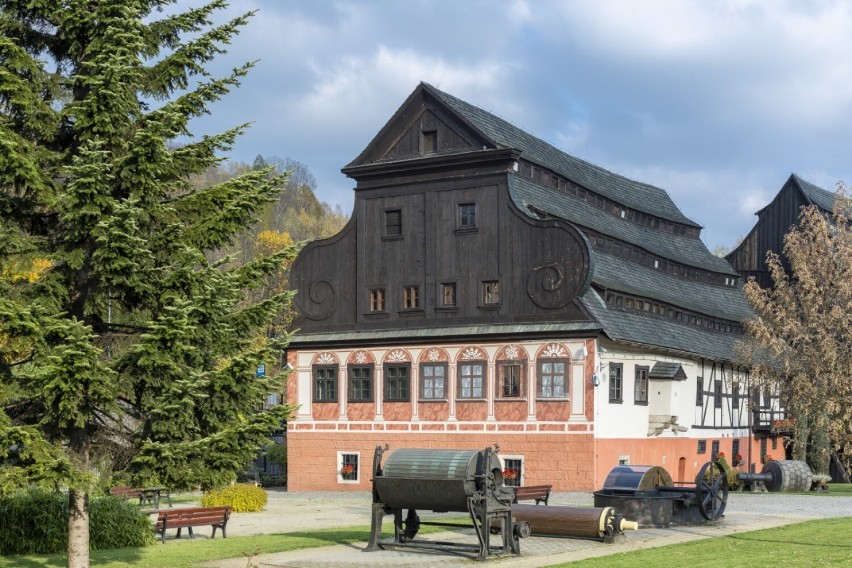 Muzeum w Dusznikach-Zdroju znajduje się w XVI-wiecznym...