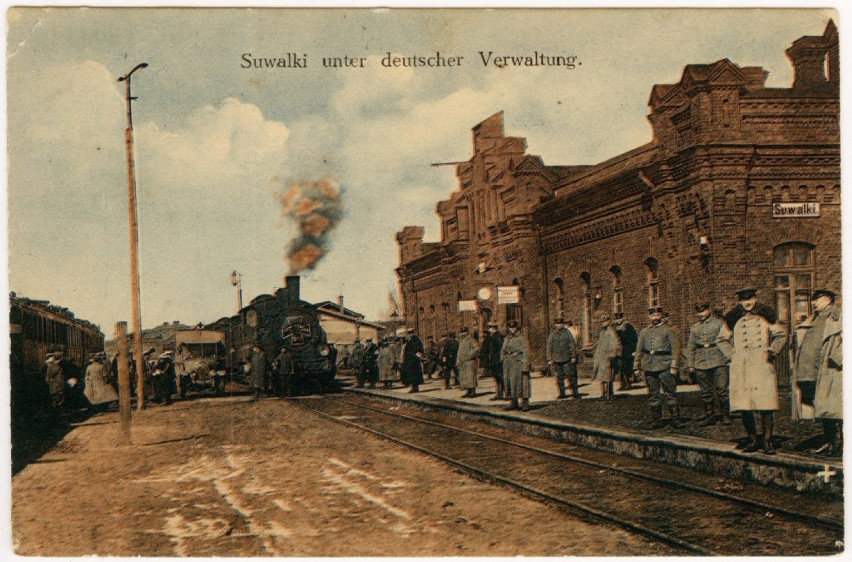Żołnierze niemieccy na dworcu kolejowym, 1914–1915