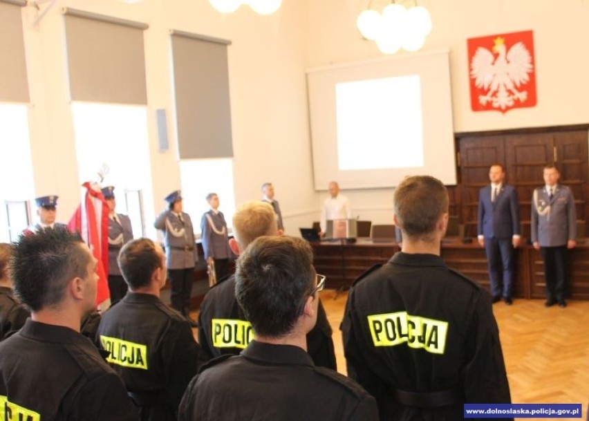 Ślubowanie nowych policjantów we Wrocławiu