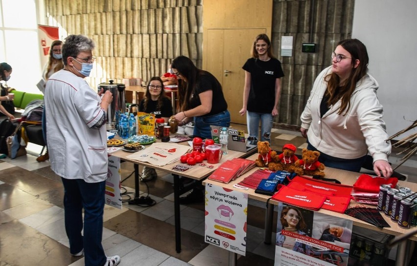 W pierwszym dniu "Wampiriady" na Politechnice Bydgoskiej...