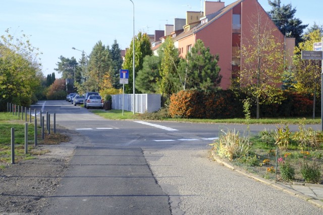 - Celem jest uporządkowanie parkowania w tym bliskim centrum i chętnie odwiedzanym przez turystów rejonie – zapewnia Zarząd Dróg Miejskich.