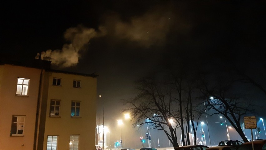 Smog w okolicy skrzyżowania ulic Wrocławskiej i Nysy...