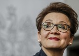 Sprawa 16-latki, która krzyczała “Sucz” do Minister Edukacji Narodowej Anny Zalewskiej została umorzona