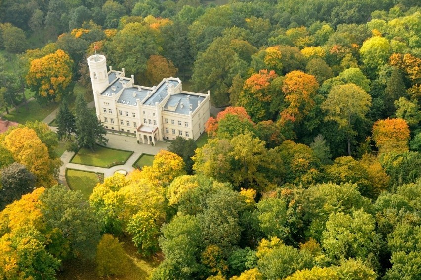 Pałac w Mierzęcinie - powiat strzelecko-drezdenecki