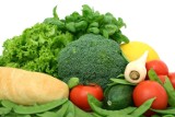 Co ma więcej kalorii? Które owoce i warzywa wybierać by nie przytyć?