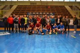 Sportowa zabawa w hali Gwardii. Niedziela pod znakiem futbolu [zdjęcia]