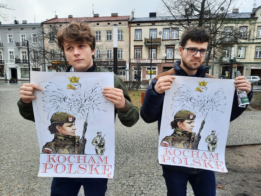 Kocham Polskę! Wspieram obrońców polskich granic - akcja Młodzieży Wszechpolskiej w Radomsku. FILM
