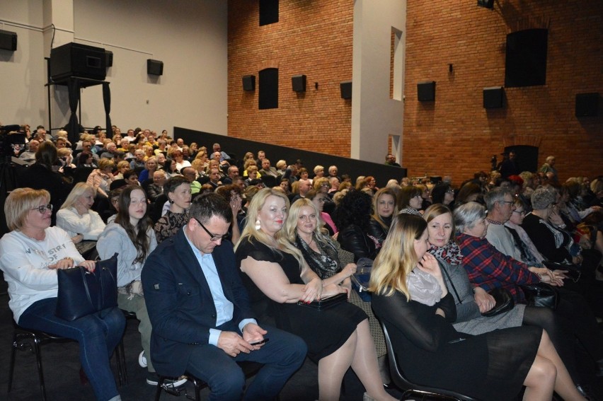 Jubileuszowy koncert Grażyny Łobaszewskiej w Ostrowcu. Mnóstwo pozytywnych emocji