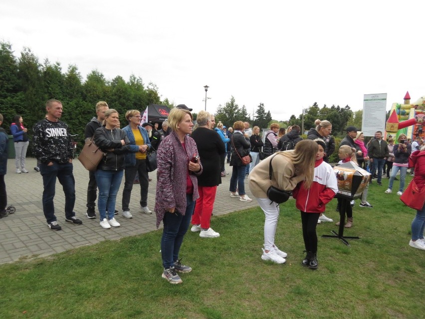 Podczas pikniku charytatywnego dla Pawła Brzezińskiego z...