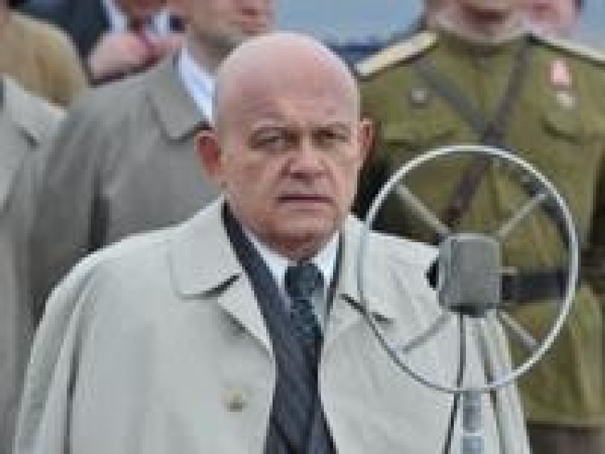 Adam Ferency jako Stanisław Mikołajczyk