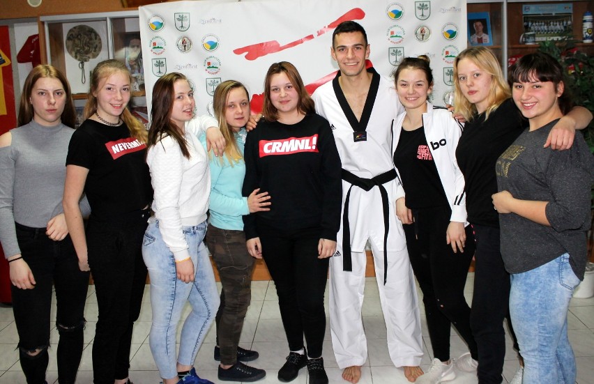 Olimpijczyk Karol Robak gościł w kruszwickim Młodzieżowym Ośrodku Wychowawczym [zdjęcia]
