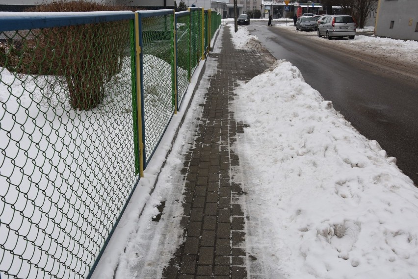 Tarnowska policja odnotowała 3 zdarzenia:
- 1 wypadek
- 2...